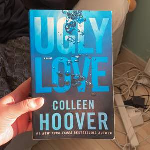 Ugly love av Colleen Hoover! 💙