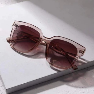 Solglasögon från shein  - Bra skick!