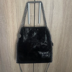 Stella McCartney liknande väska  - Svart Stella McCartney liknande väska