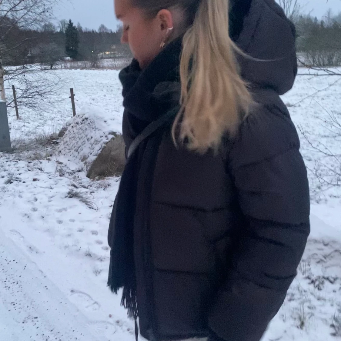 Svart dunjacka från H&M