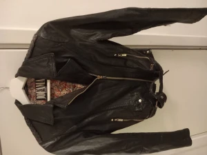 Jofama by kenxa - Andvänd men i vårdat fint skick, väldigt skön och välvårdad.