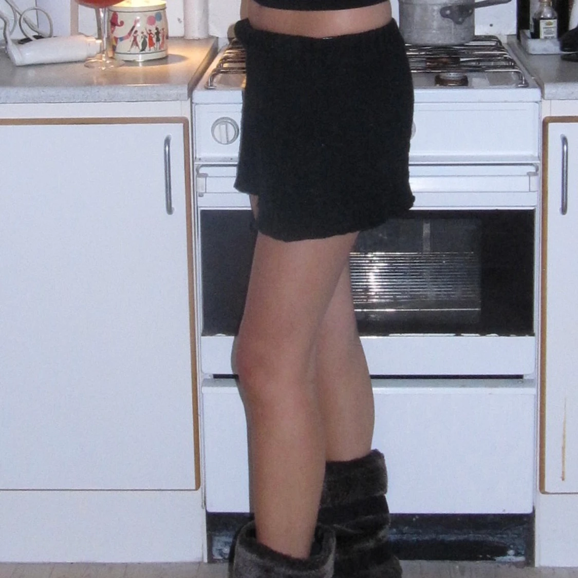 Svart virkad kjol - 91