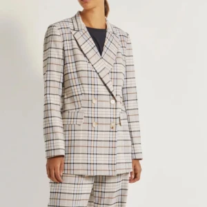 SÖKER BY MALINA SANDY KAVAJ - Söker denna kavaj i S eller M/ 36 eller 38!