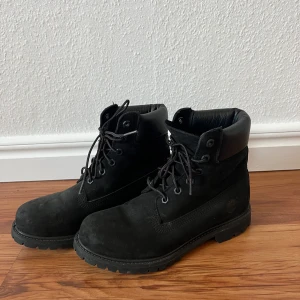 Timberland 38 - Använt max 5 gånger, som nya!  Köparen står för frakten 
