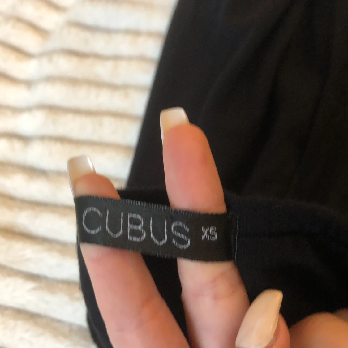 Svart klänning utan armar - 90