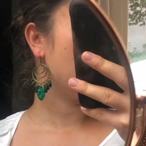 Örhängen  - Köp ej om du är allergisk mot äkta/fejk