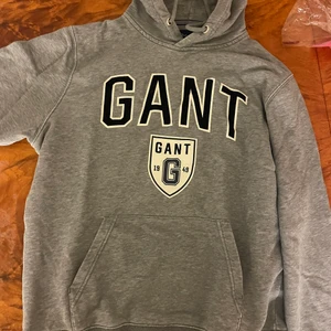 Gant tröja - Knappt använd, bara använts hemma storlek m men passar även s