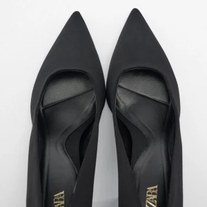 Ursnygga och bekväma pumps - Slutsålda och Helt oanvända, strl 39!💕 Priset kan diskuteras 