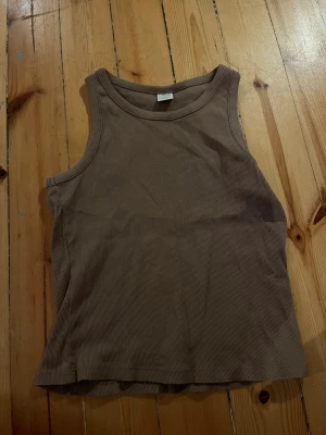 Brunt linne - Brunt linne från Lindex