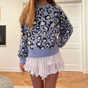 Stickad tröja💘 - Säljer denna stickade tröja💘