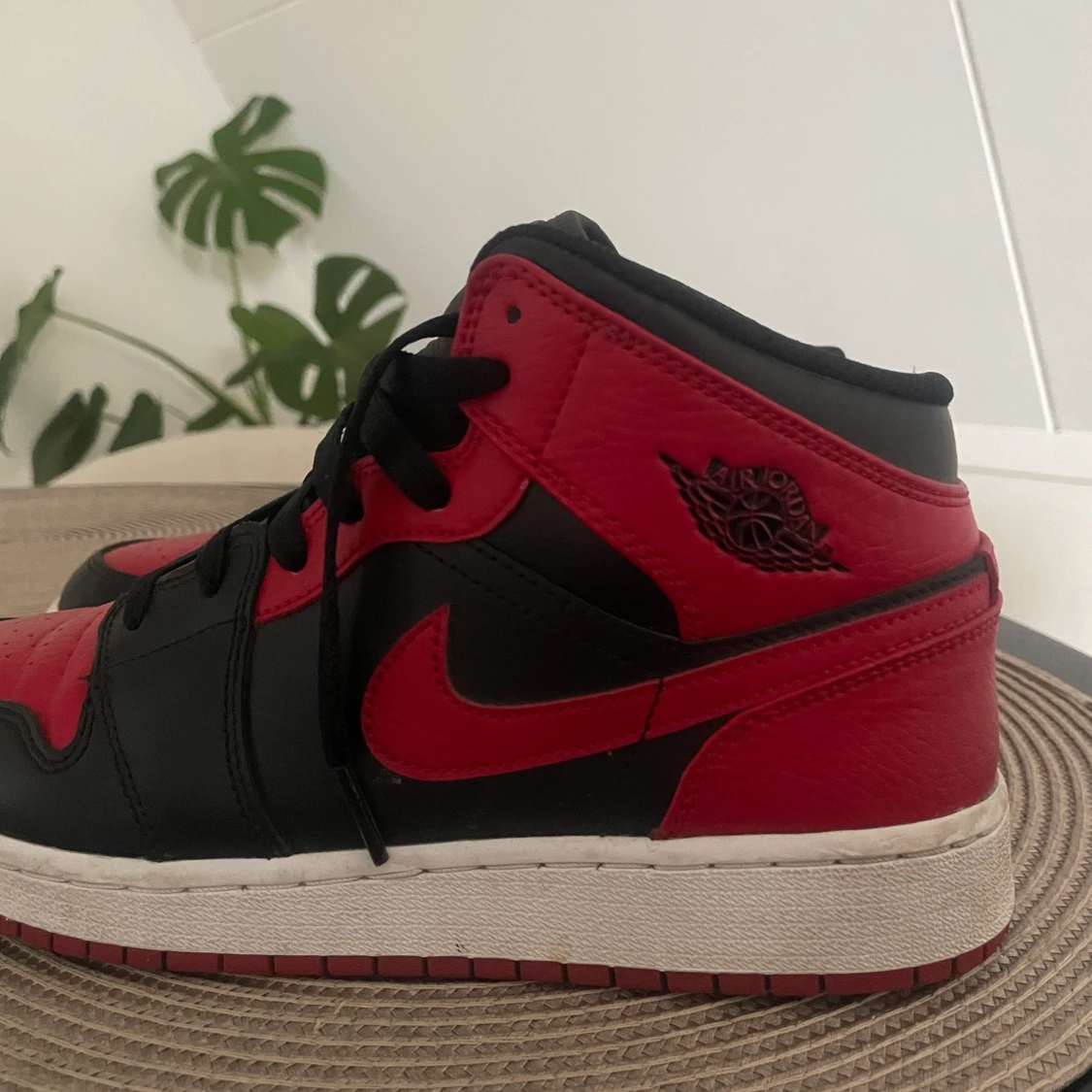 Nike jordans röda - 90
