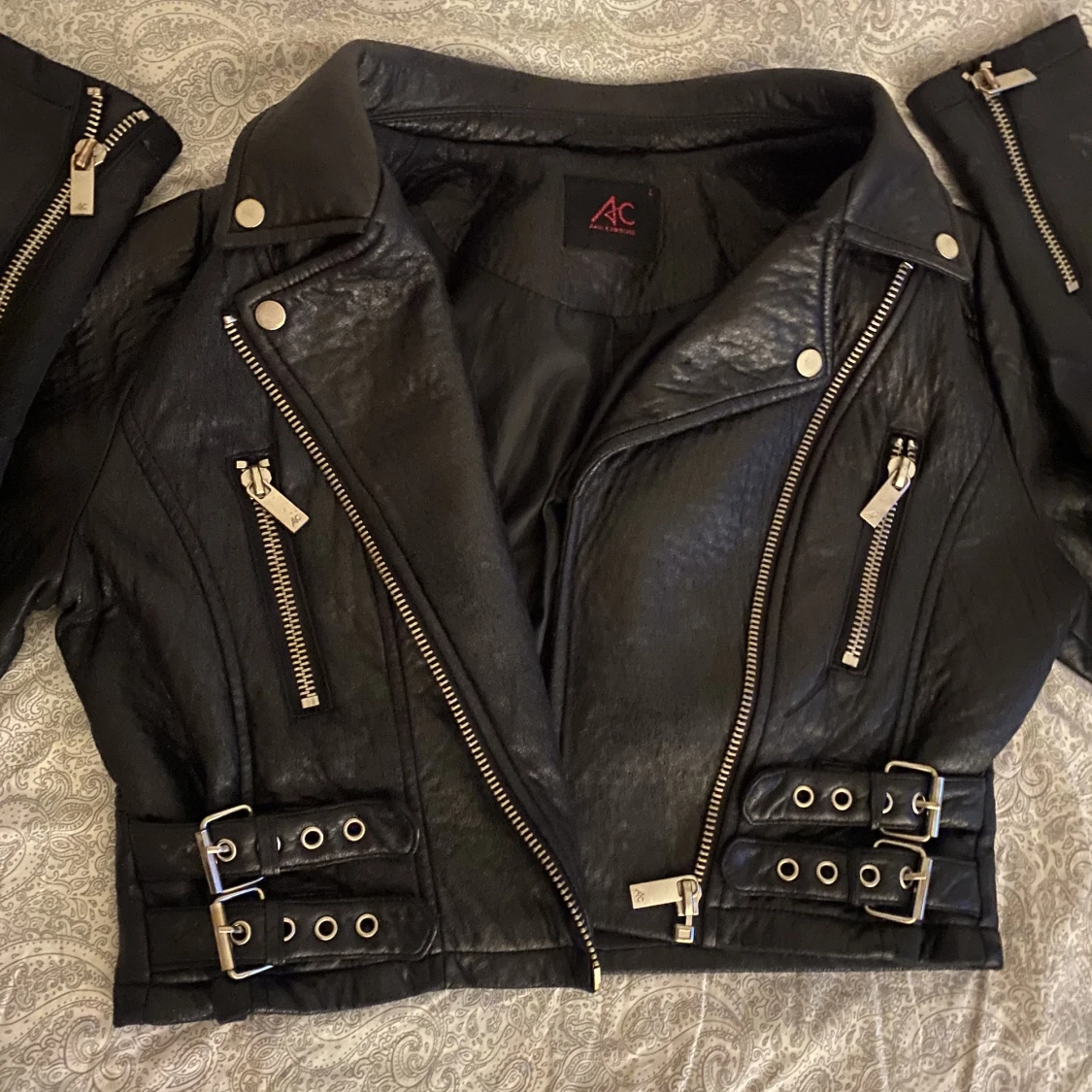 Skinnjacka svart - 91