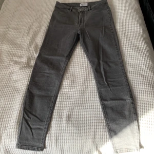 Zara Jeans - Skinny Zara Jeans 