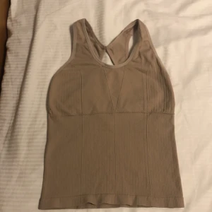  Sport Line  -  också bra sport Line/topp