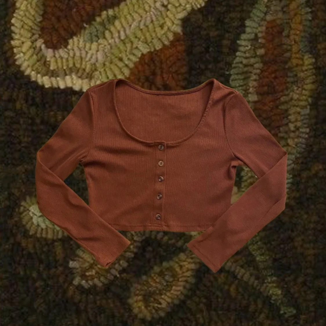Brun röd långärmad topp