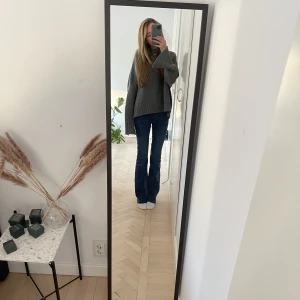 Soft goat tröja  - Letar efter byte på denna softgoat tröja i storlek S/XS ist då jag vill ha den lite tajtare, kan annars gärna köpa i storlek S/xs. Kan sälja för 2100kr