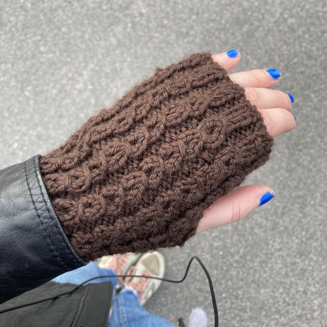 Bruna handledsvärmare!  - 90