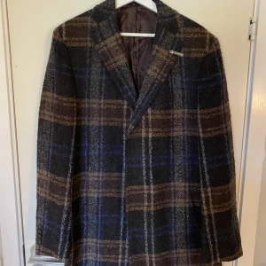 Baldessarini rock - Använd en gång 