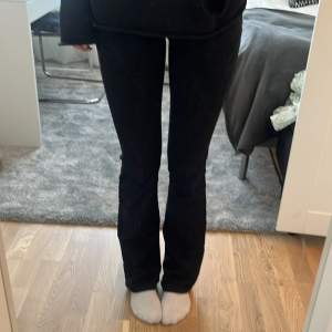 Svarta ltb jeans, modell Roxy. Nypris ca 699kr! 🥰
