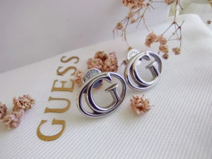 Guess øreringe, st. 1,8x1,4 , stål - Guess øreringe stål, nya , st.56