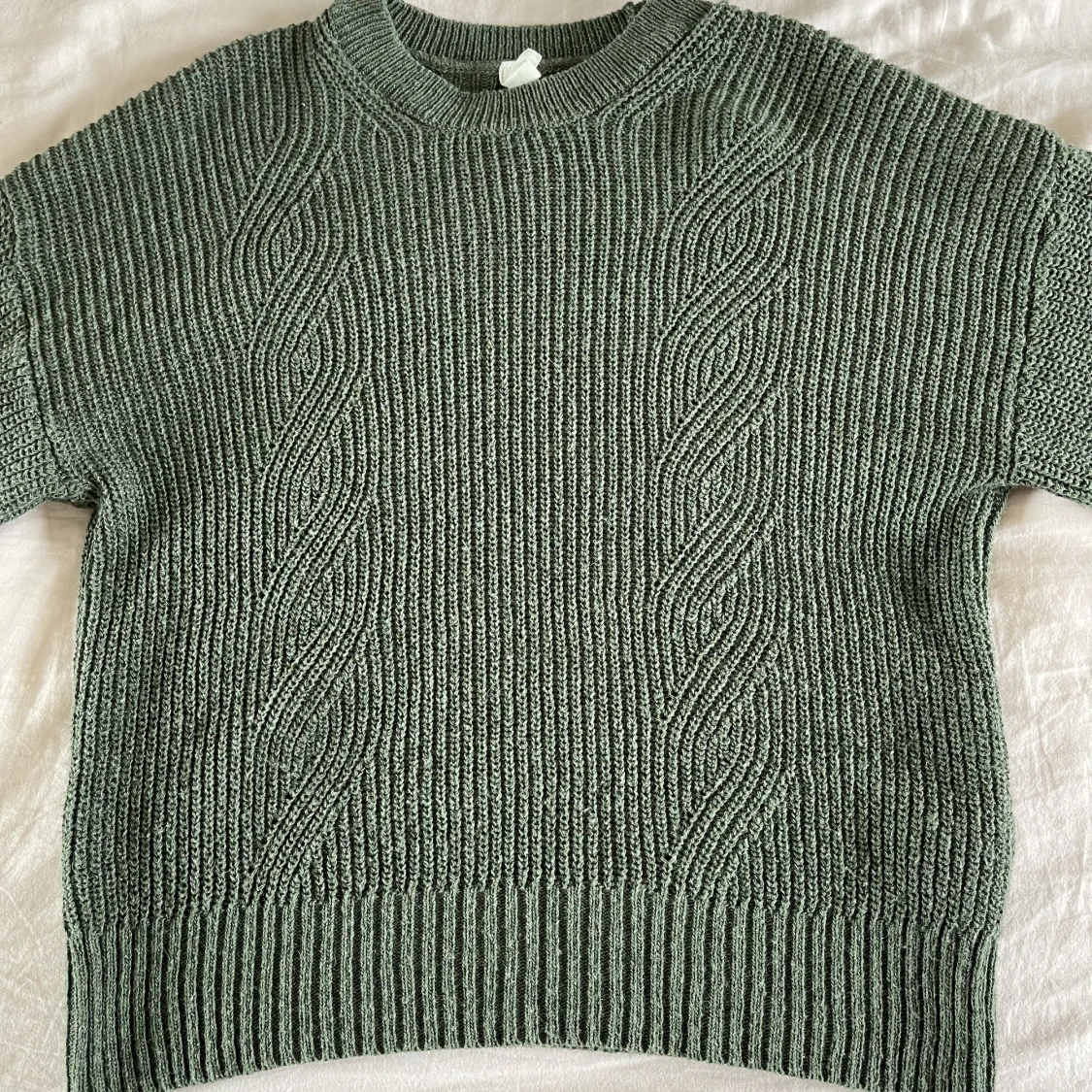 Grön stockholmsstil stickad lång armad tröja i xs, 140, 146 - 90