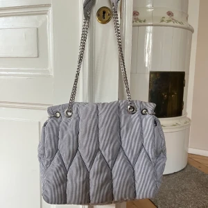 Zaraväska - Supersnygg väska💙🫶🏼 200kr + frakt!