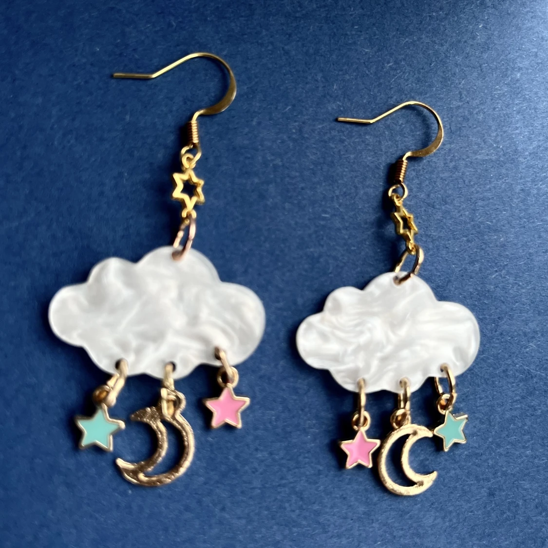 Handgjorda örhängen 💙 - 90