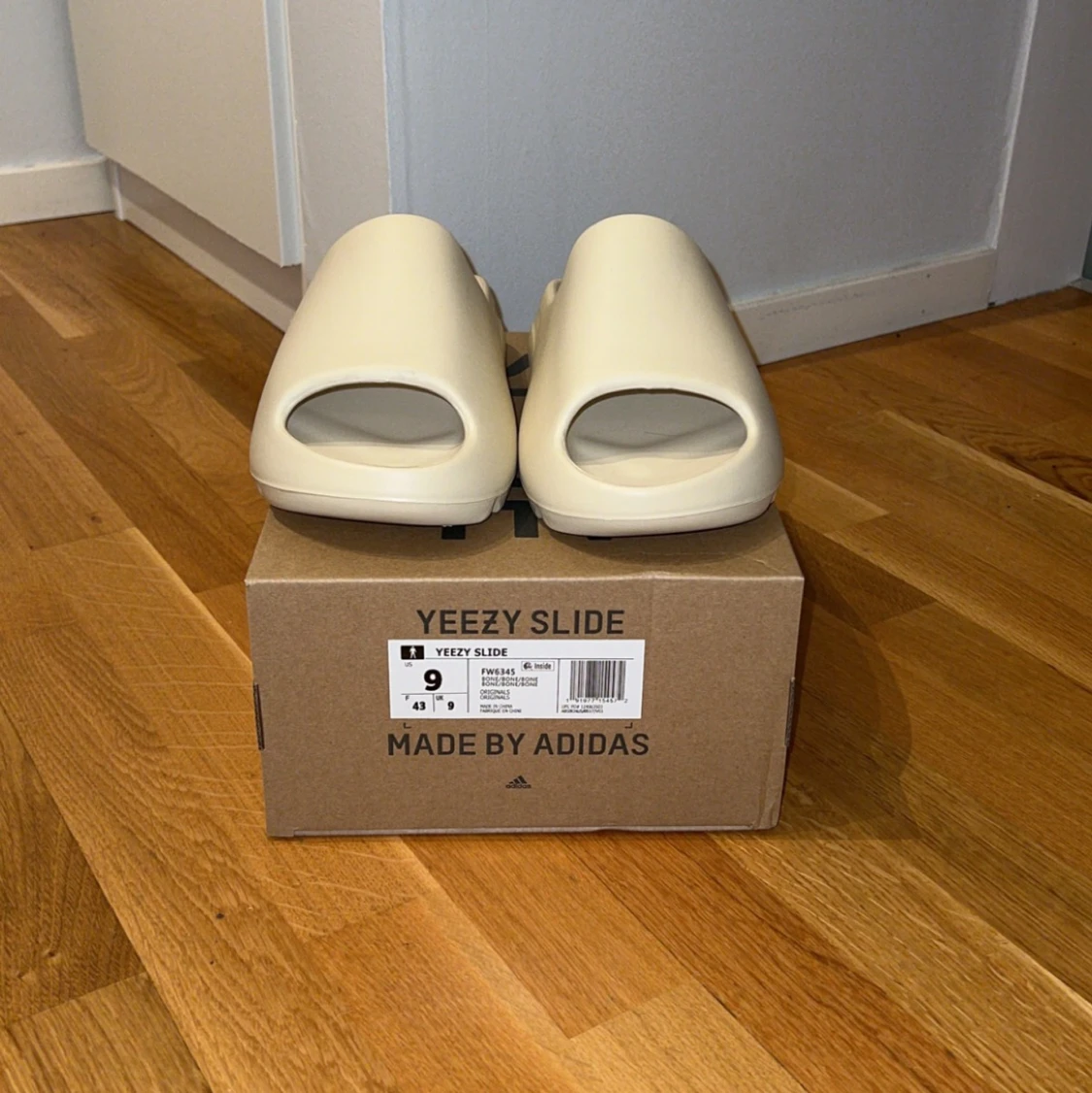 Yeezy Slides Bone - 91