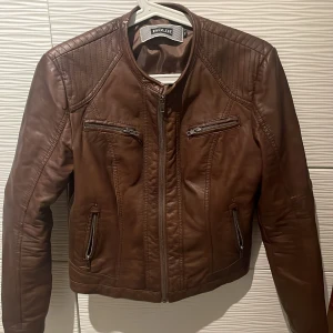 Brun läderjacka  - Vintage 