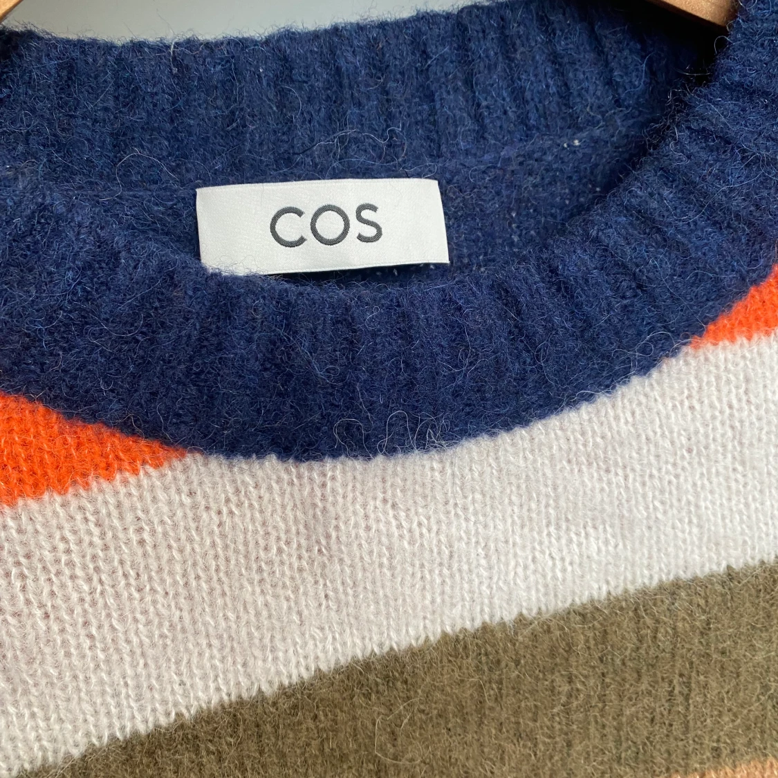 Randig tröja från COS - 91