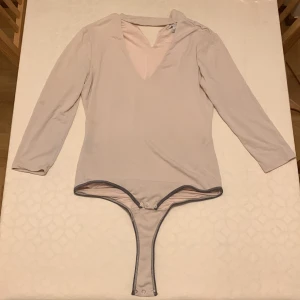 Forever new  - Bra skick