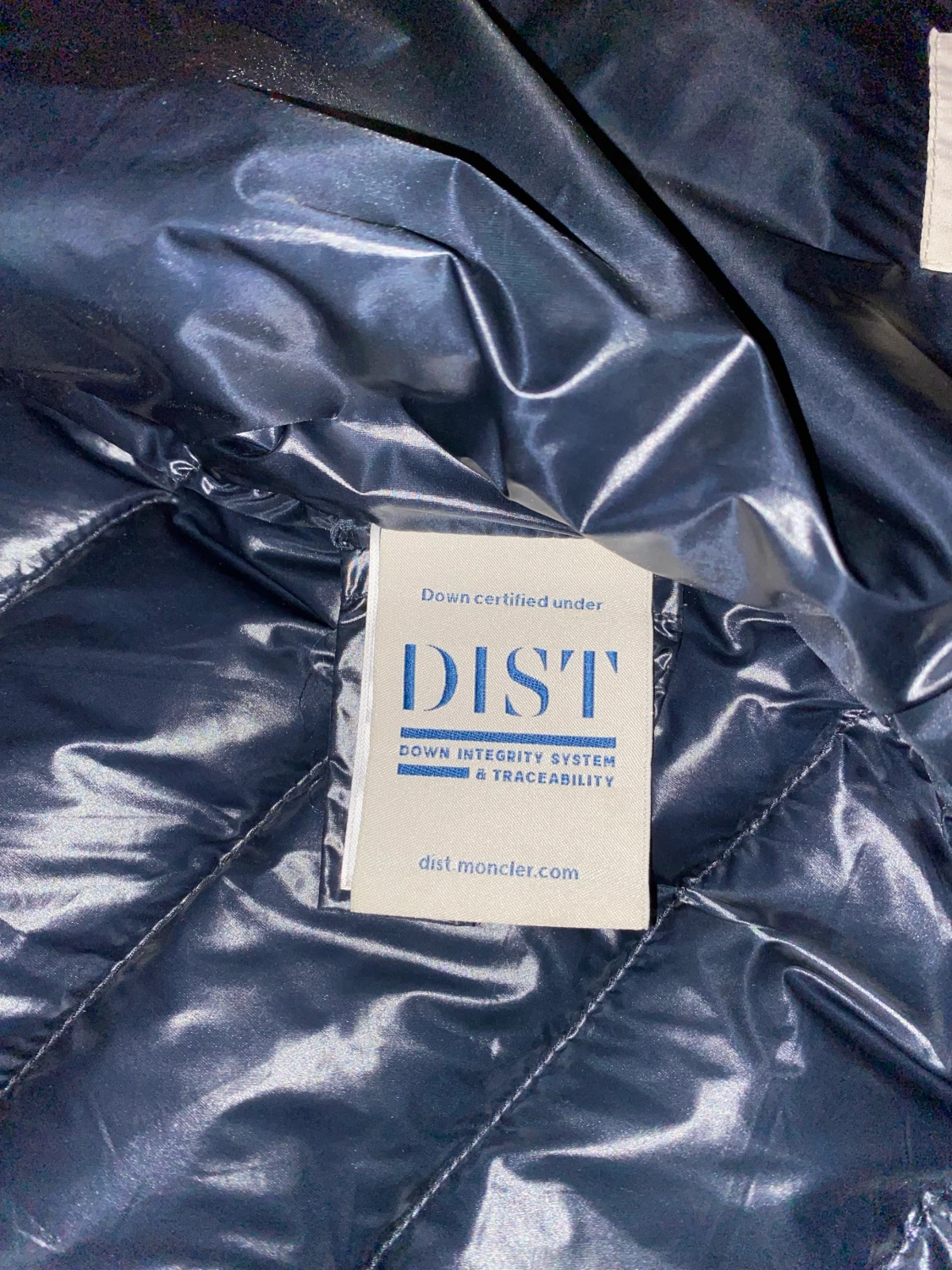 Moncler väst  - 90