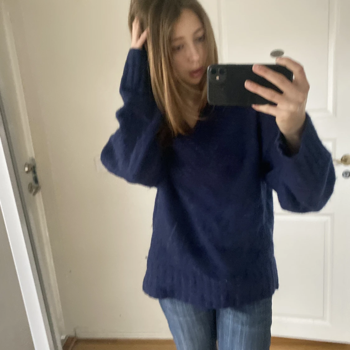 Marinblå stickad tröja  - 90