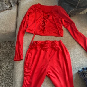 Leggins och överdel - Aldrig använd, endast testad 