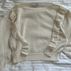 Tröja🤍 - Superfin vit tröja med detaljer🤍 Oanvänd!