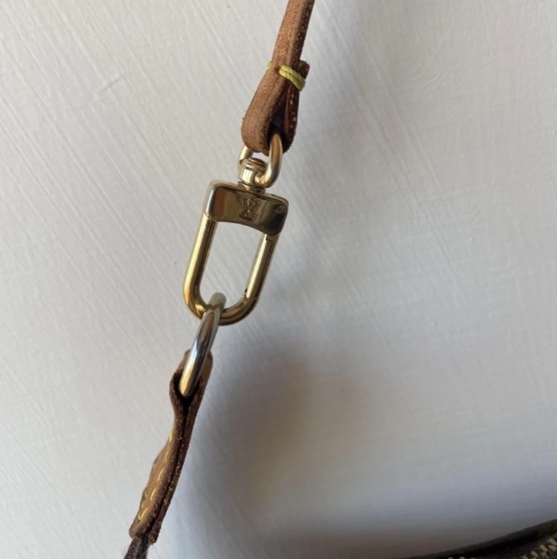 Louis vuitton pochette - 90