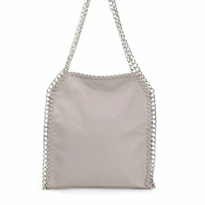 Tiamo väska  - Fin väska som inte används längre , skriv för bild på defekt 📦 frakt ingår på 66 kr spårbar 😊