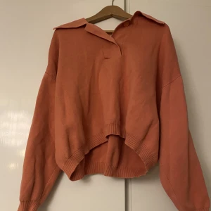 Tröja - En tröja från Carin Wester som är sparsamt använd! Väldigt mysig och skön💟Skriv vid fler frågor🫶🏼