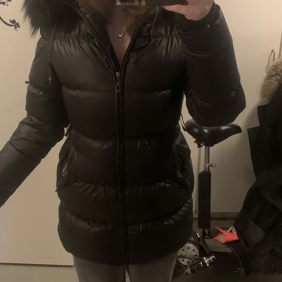 Hollies Jacka med svart päls  - 91