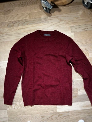 Dressmann knit - Never used Size M