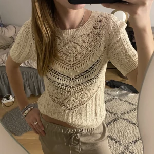 Stickad tröja  - Superfin stickad tröja!🥰