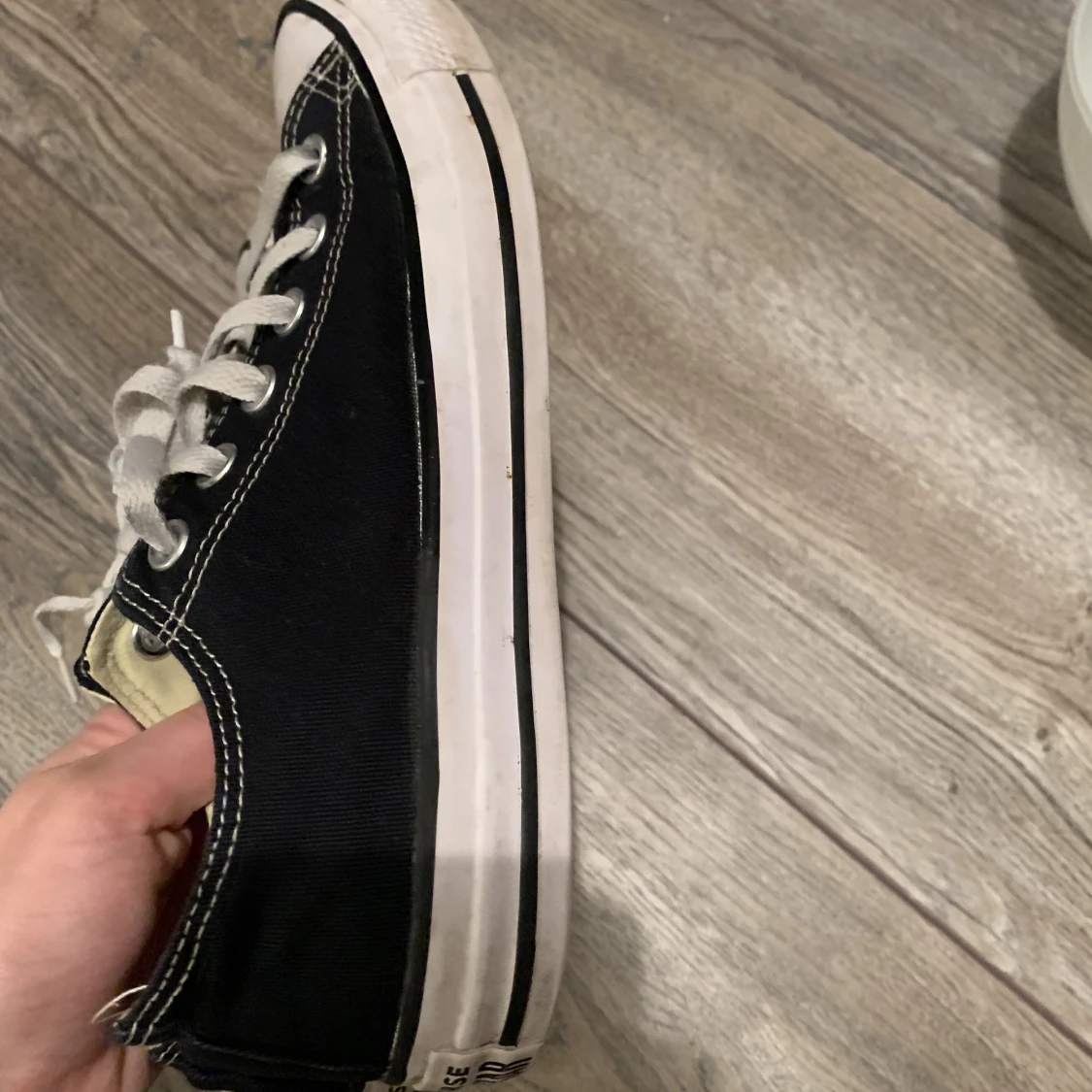 Svarta Converse skor  - 90