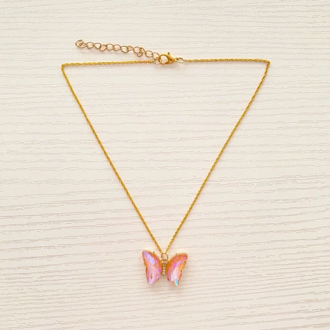 ~ Diamant Fjärils Halsband~(styck pris)