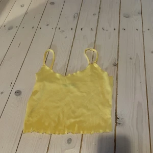 Crop Top - Storlek S/ Xs