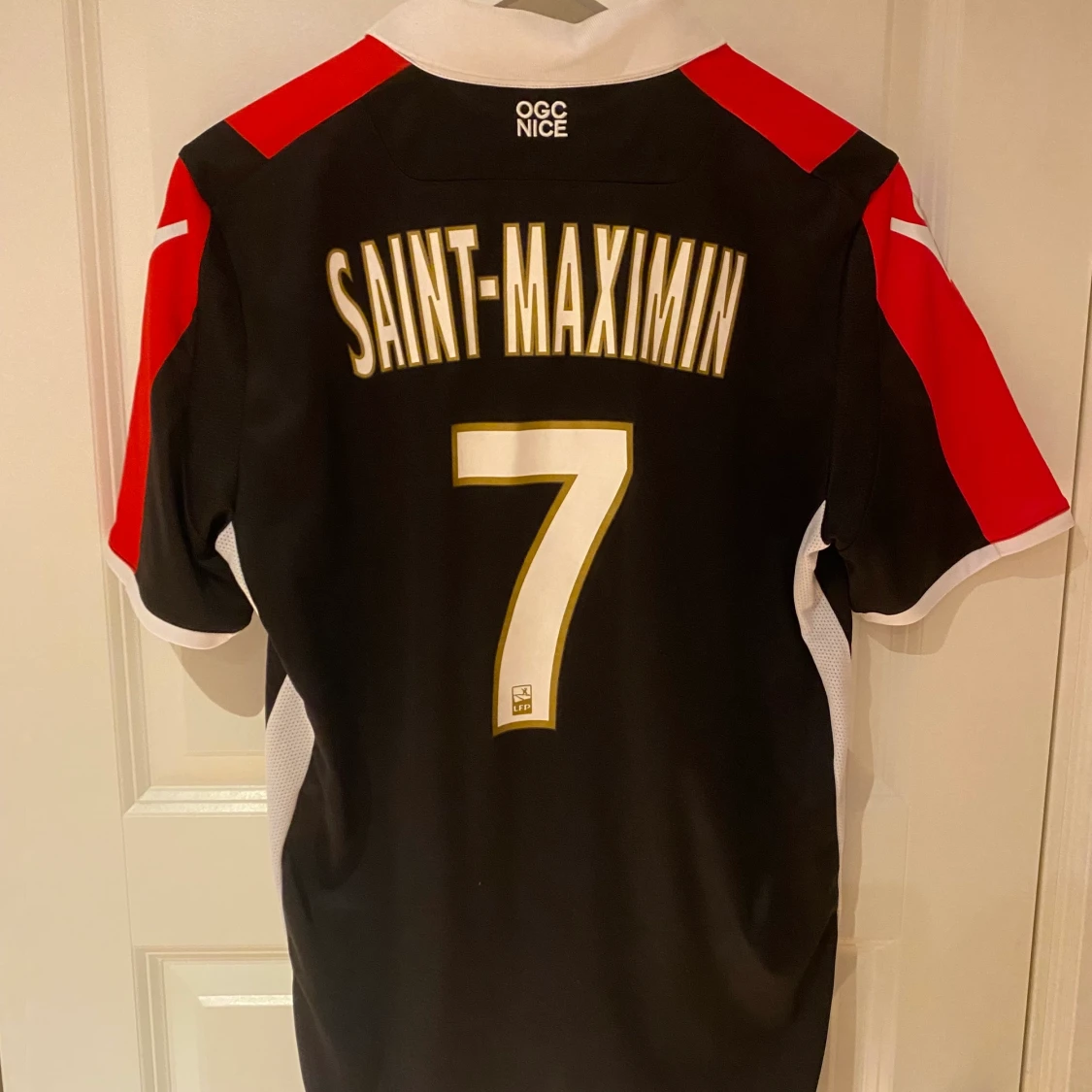 OGC Nice Jersey ”Saint-Maximin” - 90