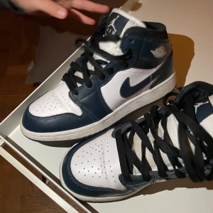 Jordan’s  - Ett par skor från Jordan’s använda fåtal gånger. Fortfarande mycket bra kvalité! Säljes pga. Ingen användning 🥶1200 + frakt 