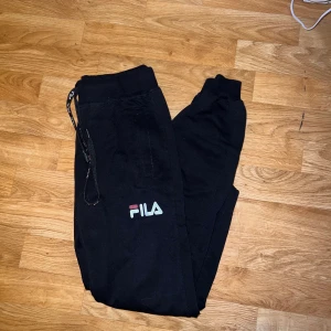Fila - Fila mjukis byxor 