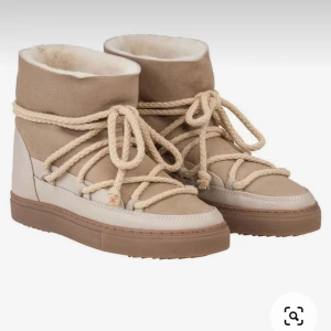 Inuikii skor - Hej, kollar om någon är intresserad av att köpa dessa, skickar privat för egna bilder😊😊