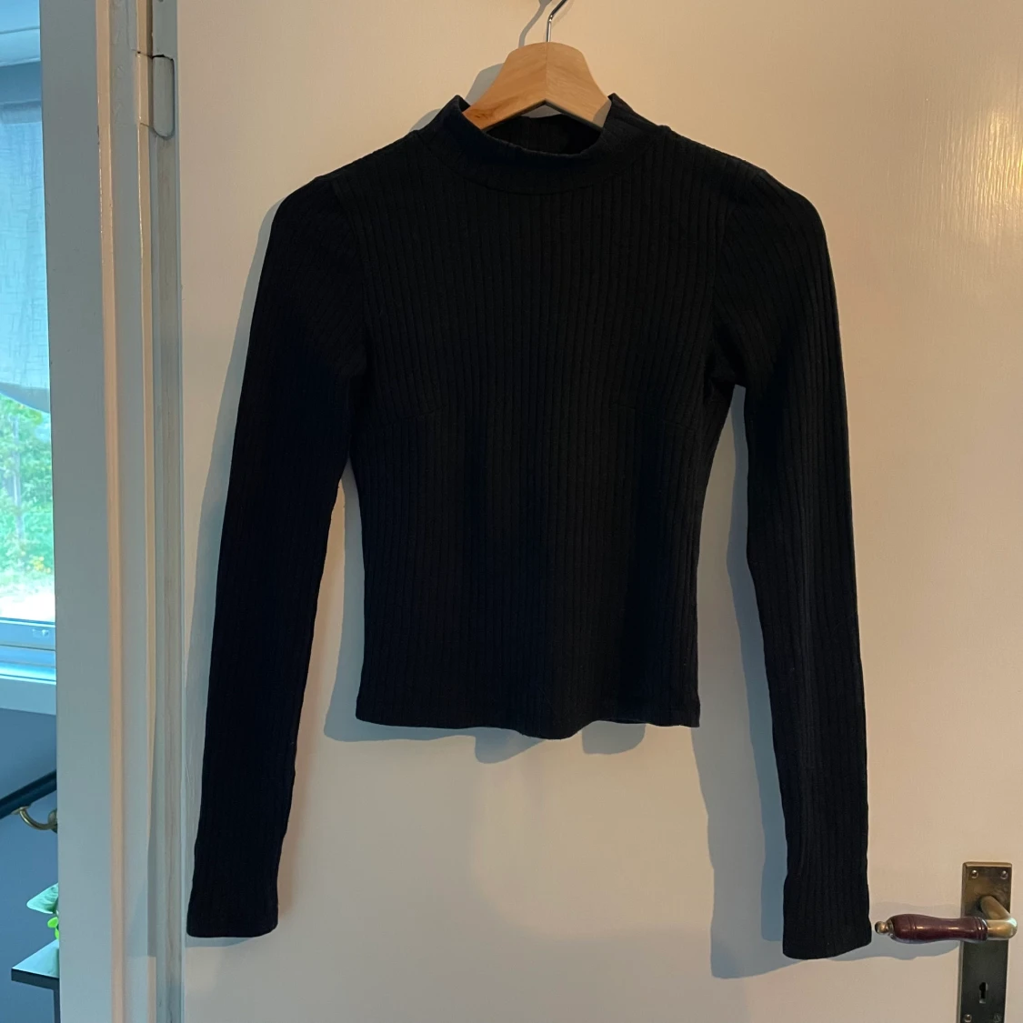 Ribbad långärmad topp - 90