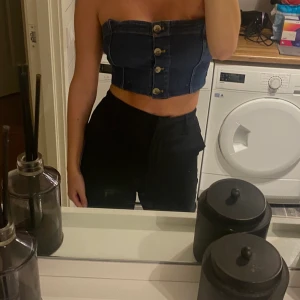 Jeanstopp - Fint skick! Går lätt att klippa av banden om man skulle vilja!